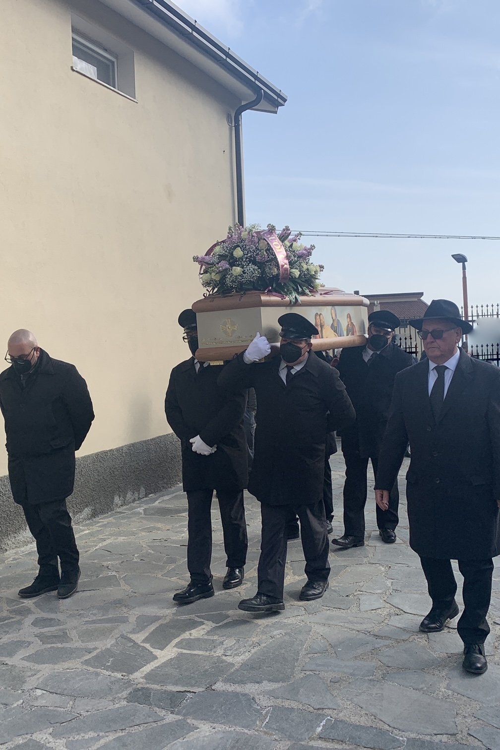 funerali a spezzano