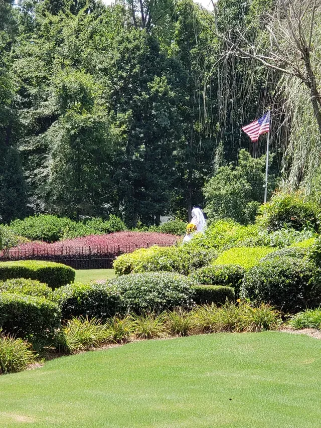 A Garden — Atlanta, GA — Pristine Chapel