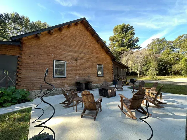 Wooden Cabin Outside — Atlanta, GA — Pristine Chapel