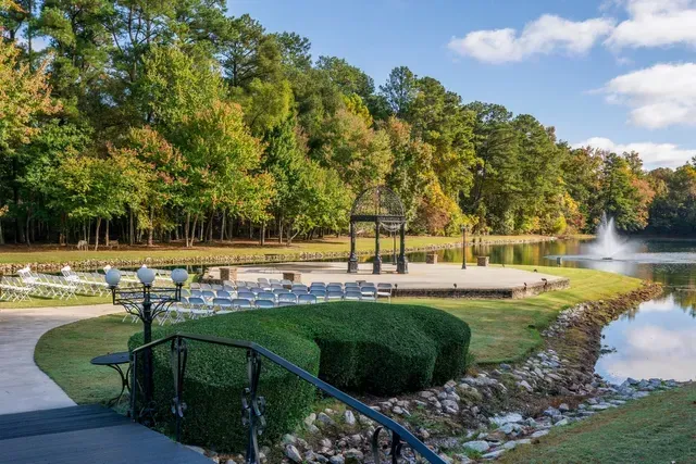 Designed Garden — Atlanta, GA — Pristine Chapel