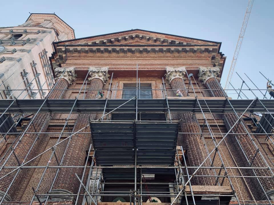 ponteggi per lavori di restauro