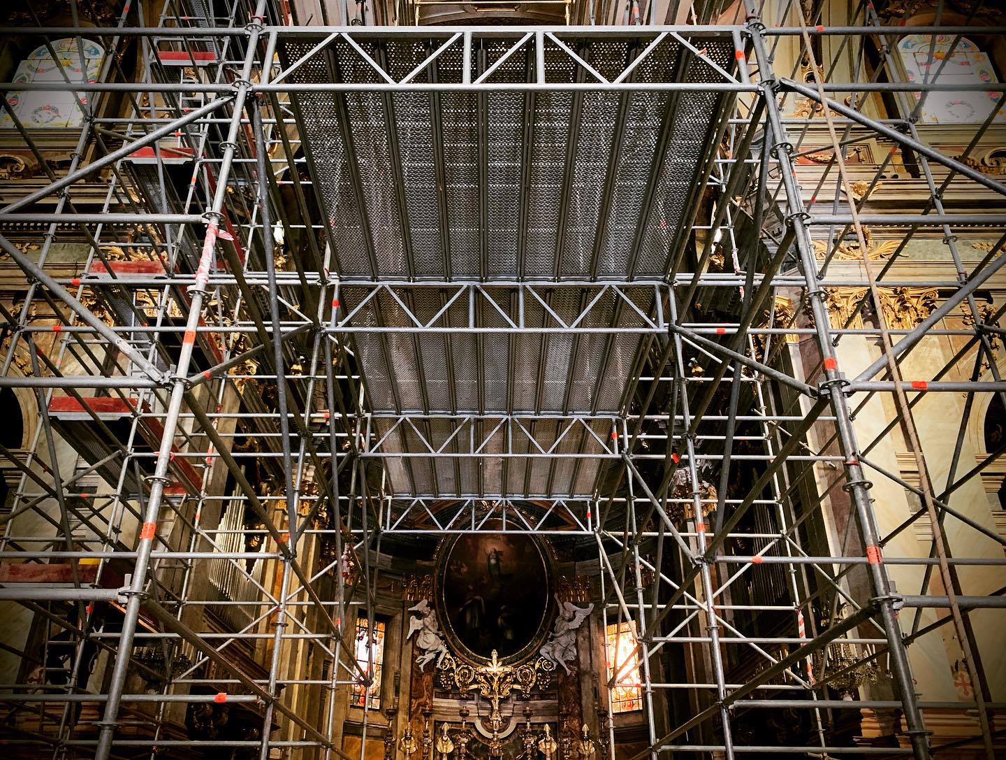 ponteggi per restauro chiese