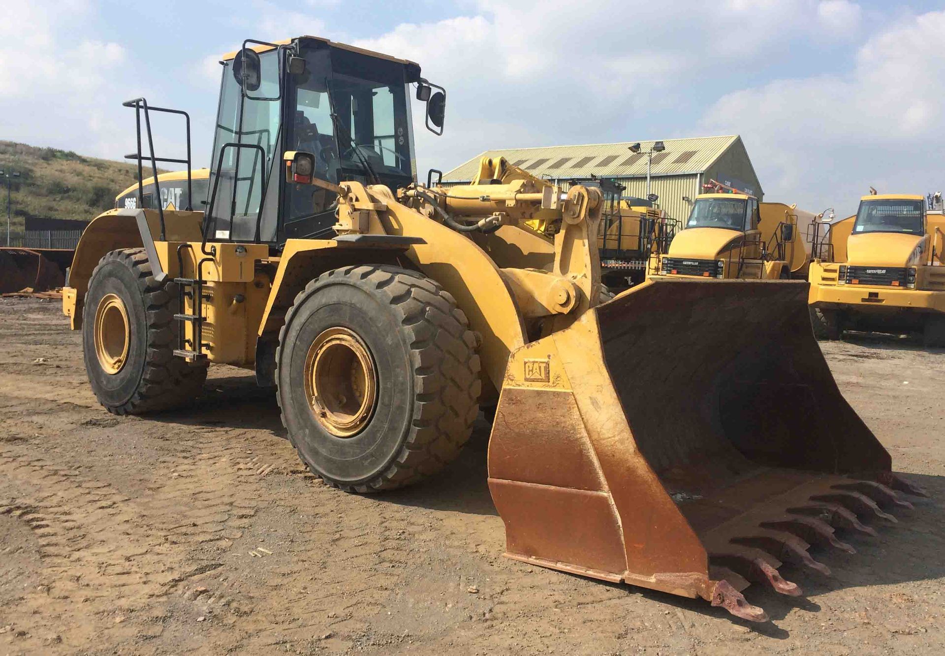 Caterpillar 966G Wheeled Loader