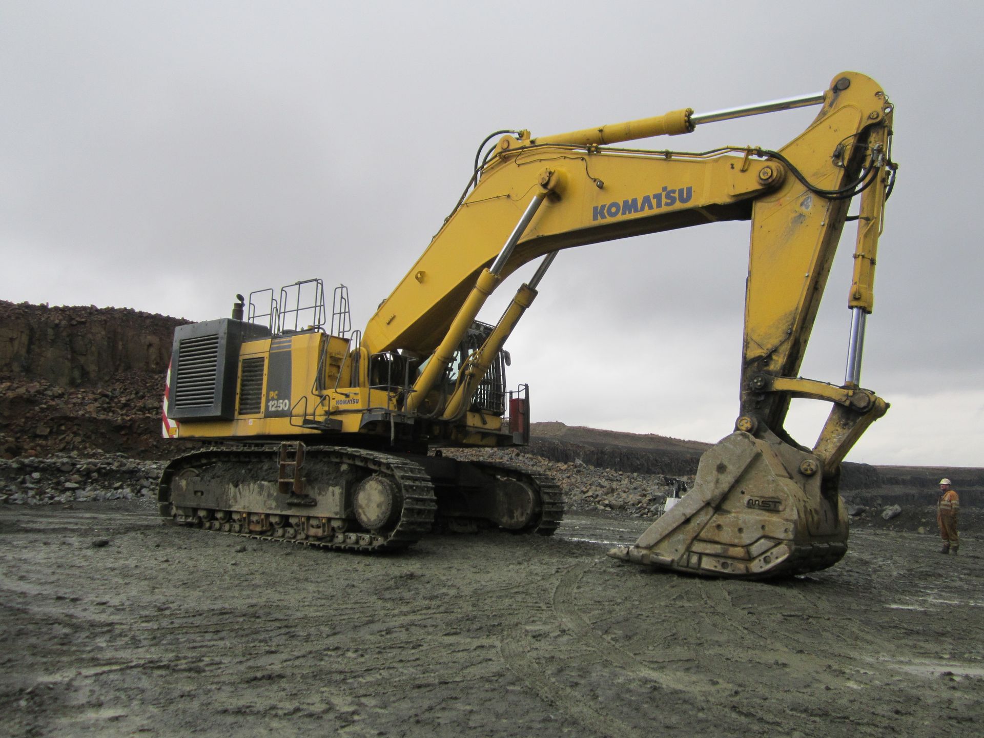Komatsu PC1250SP Excavator Tracked 