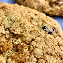 BLOOD ORANGE OATMEAL
CRANBERRY COOKIES