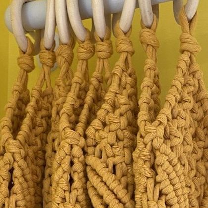 Curtain rings