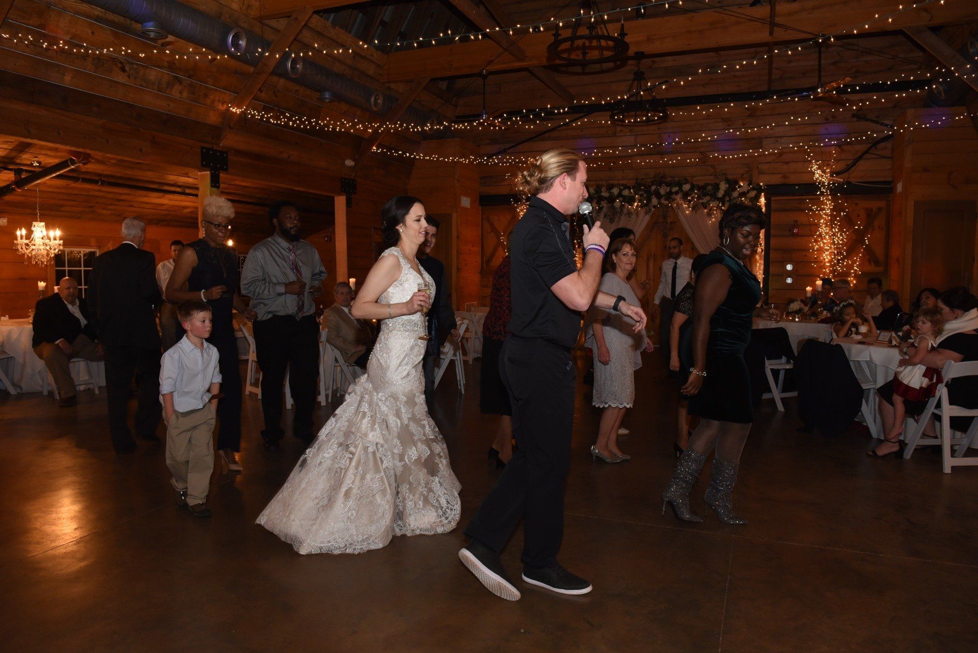 dj matt leading line dance