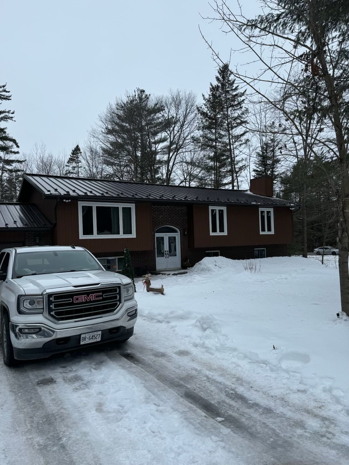 Ottawa roofing experts committed to long lasting roofing performance and customer satisfaction