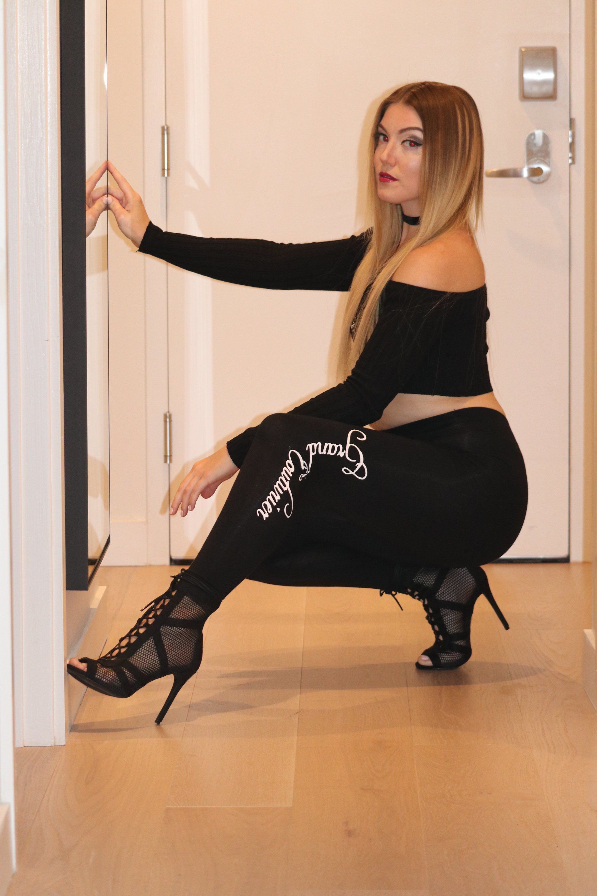 Dana, Grand Couturier Model