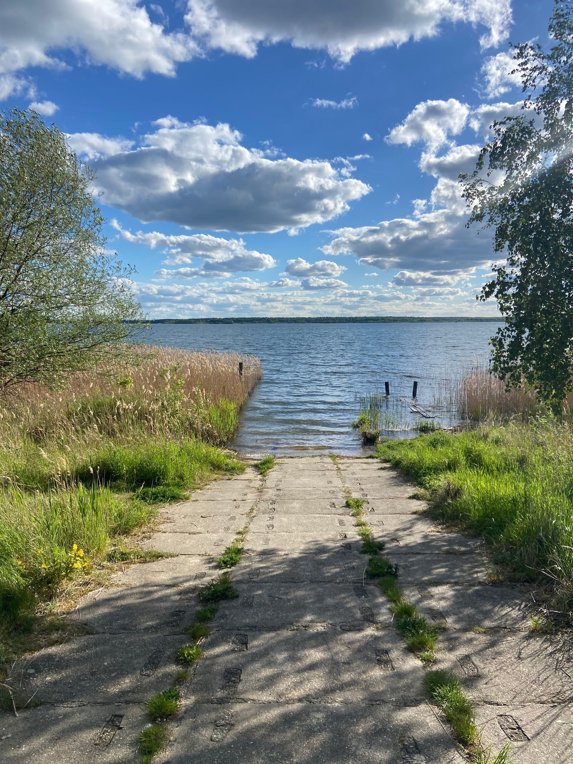 Slipanlage für Boote in ca 100 Meter Entfernung