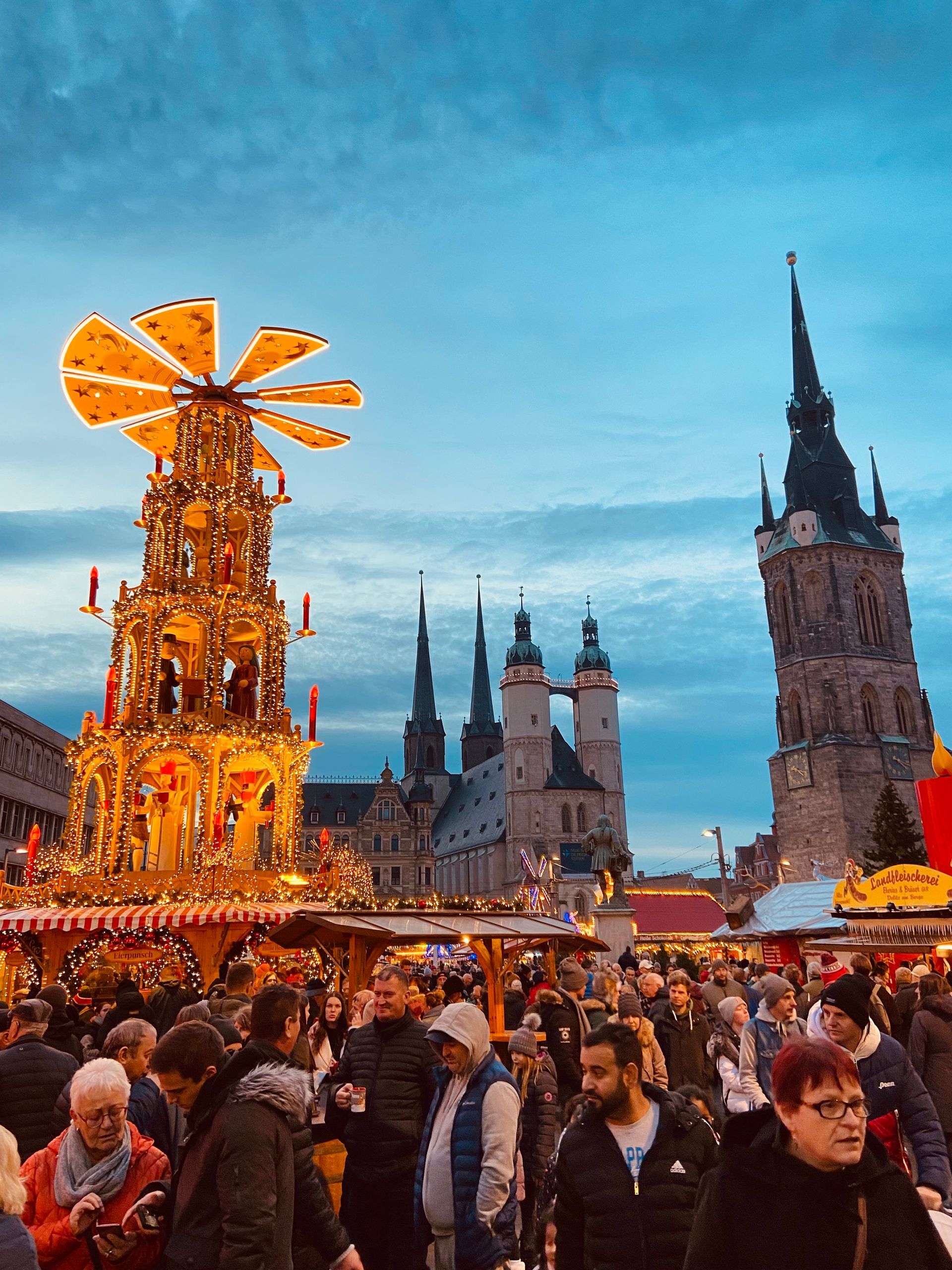 5-Türme-Stadt Halle Händelhaus Roter Turm Marienkirche Beatles Museum