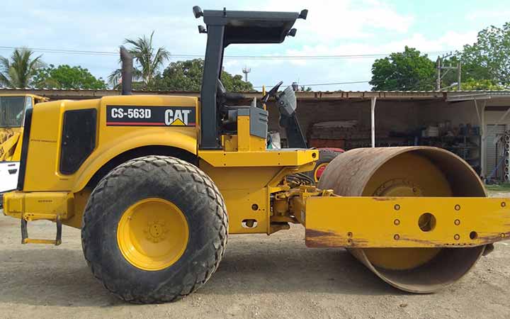 MAQUINARIA CHAMPAYAN - motoniveladoras