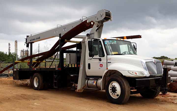 MAQUINARIA CHAMPAYAN - gruas