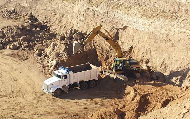 MAQUINARIA CHAMPAYAN - transporte