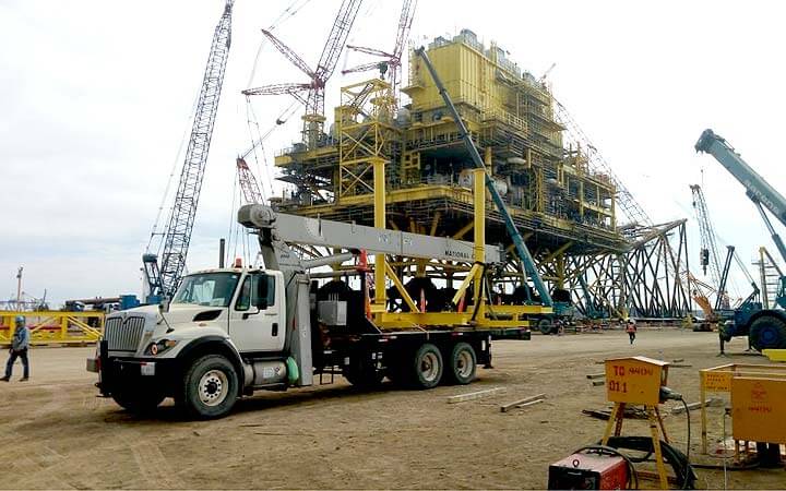 MAQUINARIA CHAMPAYAN - gruas