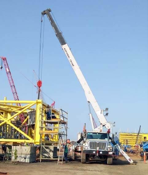 MAQUINARIA CHAMPAYAN - gruas