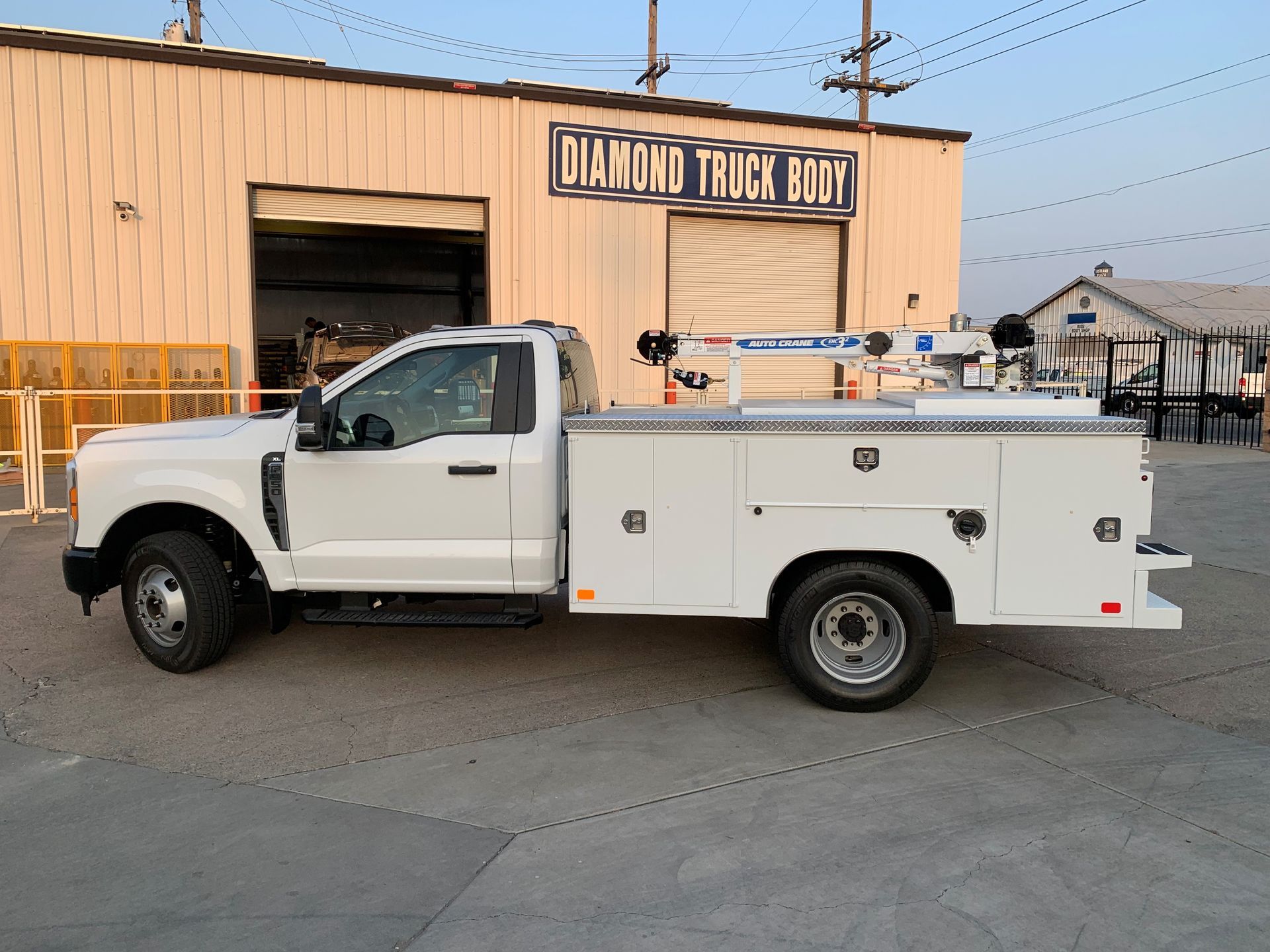 9' Auto Crane Service Body