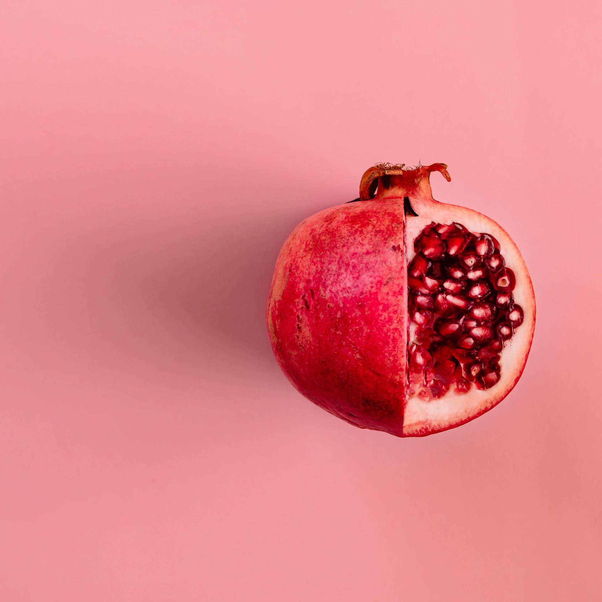 NEOLO Intimöl, Intimpflege, trockene Scheide, Scheidentrockenheit, Scheidenatrophie, Scheidenpilz, Scheideninfekt, bakterielle vaginose, Gardnerella, Lichen Sclerosus, Juckreiz, Brennen, Harnwegsentzündung, Reizblase, Blasenentzündung, Dammmassage, Menstruationsbeschwerden, Dammöl