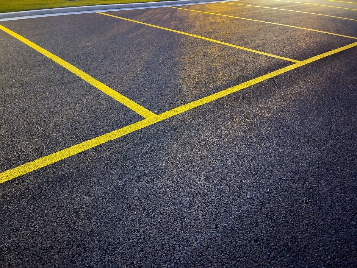 Line marking | Bladenboro, NC | Sykes Paving LLC