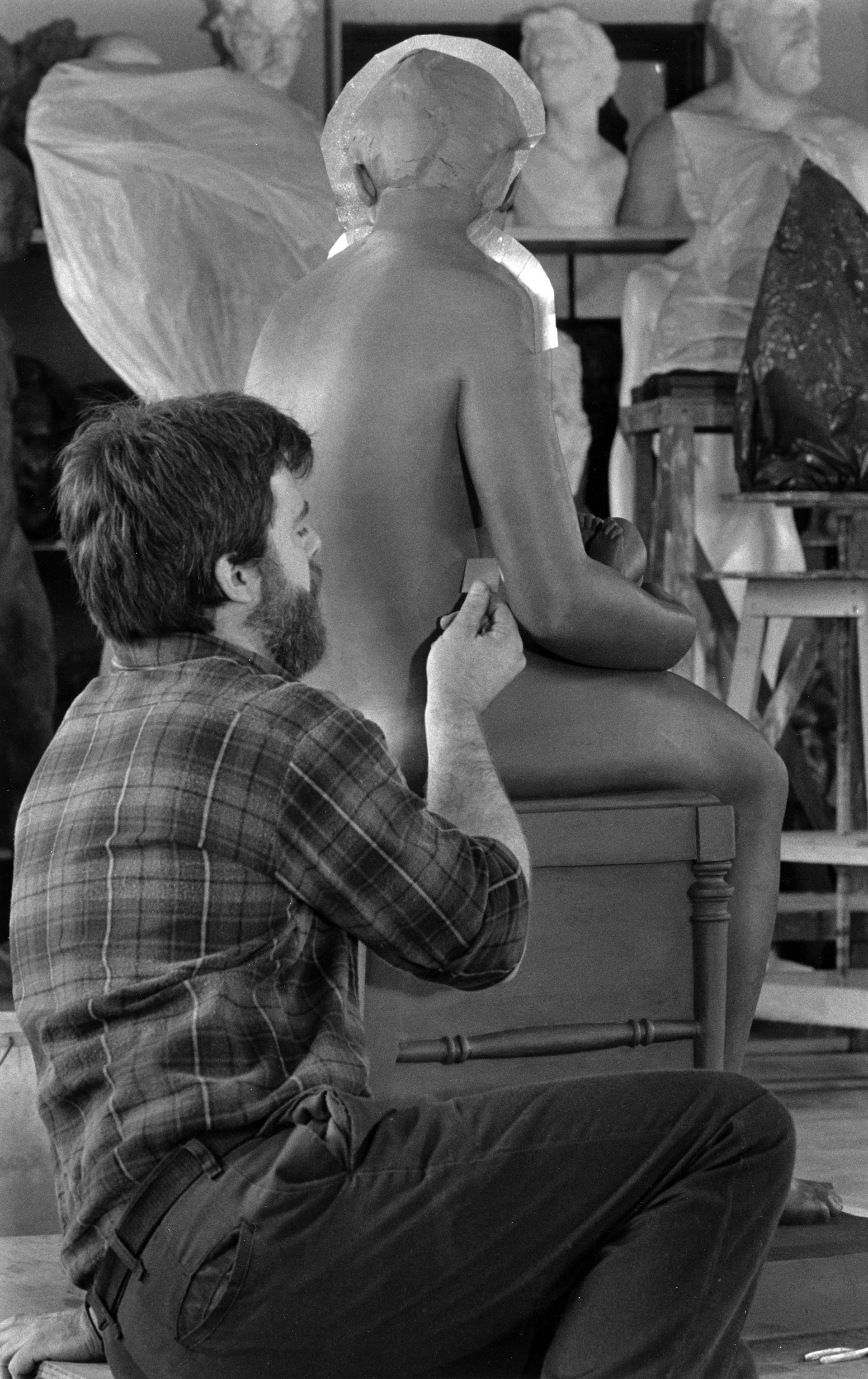 the process of sculpting