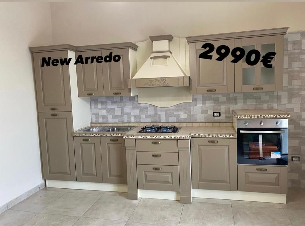 Una cucina con un prezzo di listino di 2990 euro