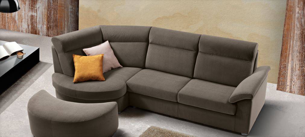 Divano ad angolo in stoffa