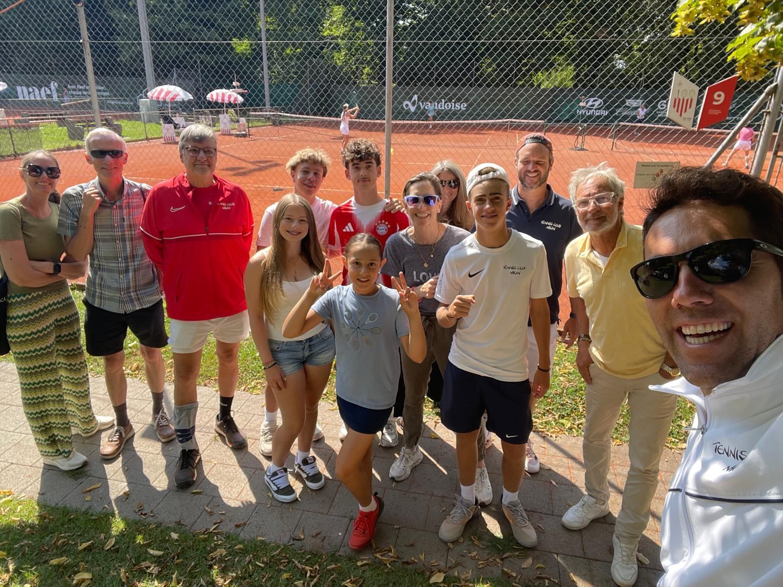 Joueurs et joueuses du Tennis-Club de Nyon lors des Championnats Vaudois 2025