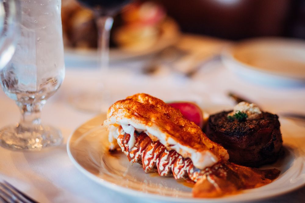 Discover a Seafood Lover’s Paradise at Cc’s City Broiler in Columbia, MO.