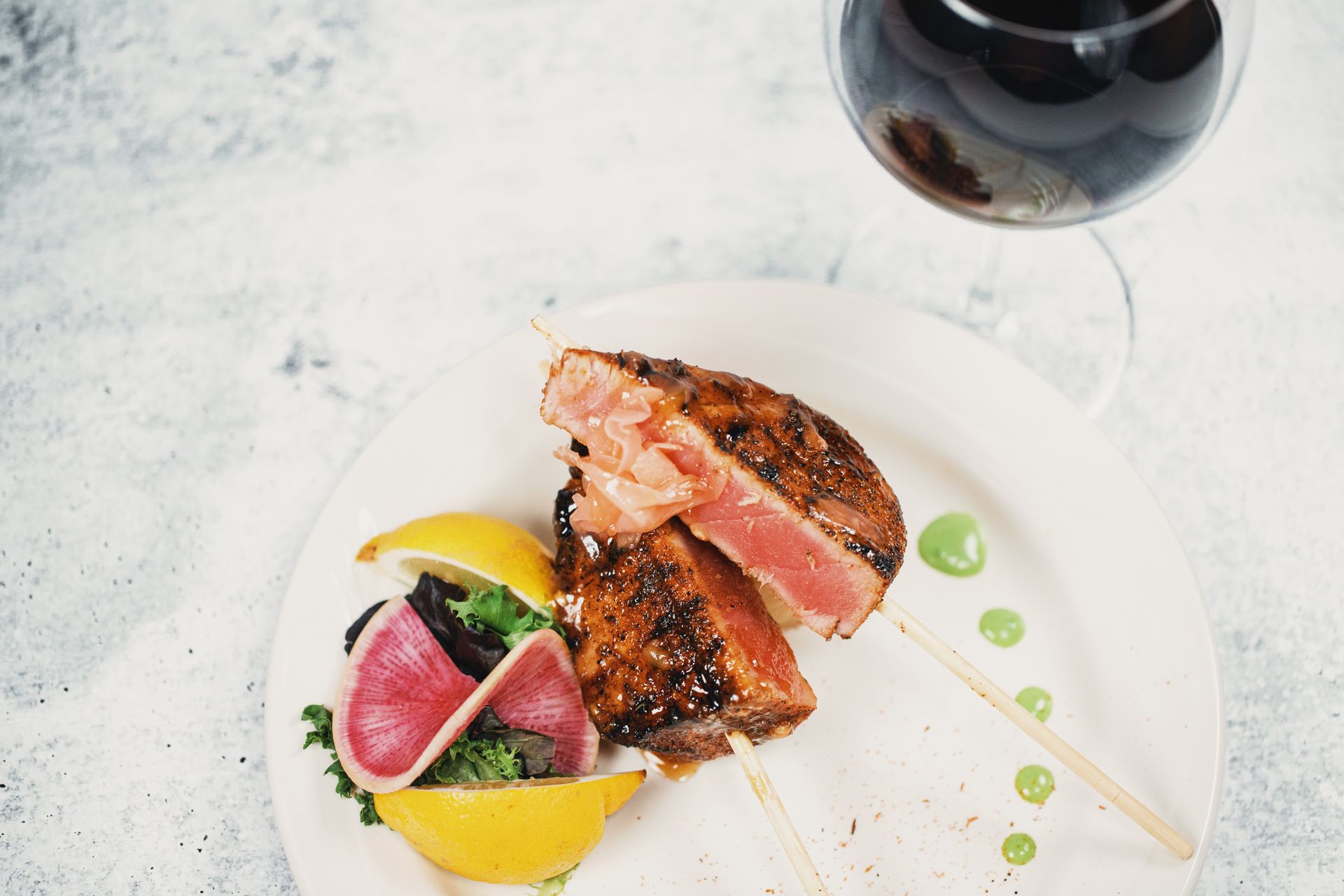 From Perfectly Seared Steaks to Fresh Seafood, Cc’s City Broiler Delivers Culinary Excellence.