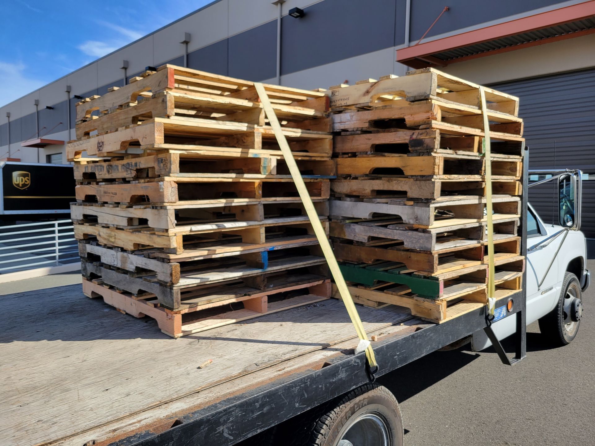 Why Working with a Local Pallet Business Matters