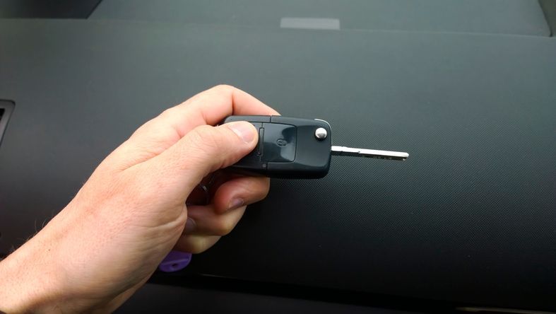 servizio riparazione chiavi auto