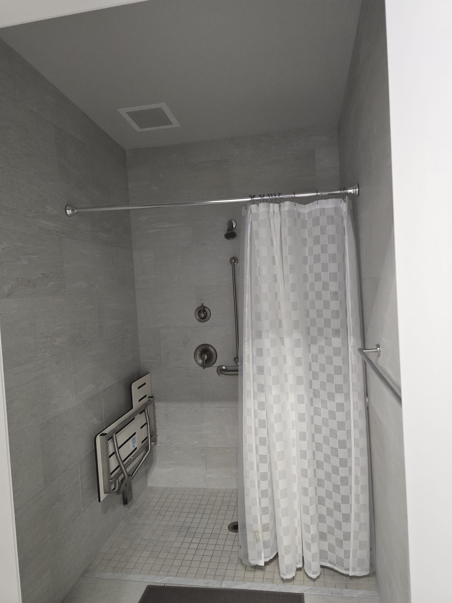 View of able positive shower inside The Smart Fit Method