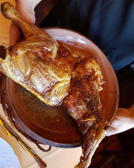 Restaurante Asador Caracoles Lerma lechazo