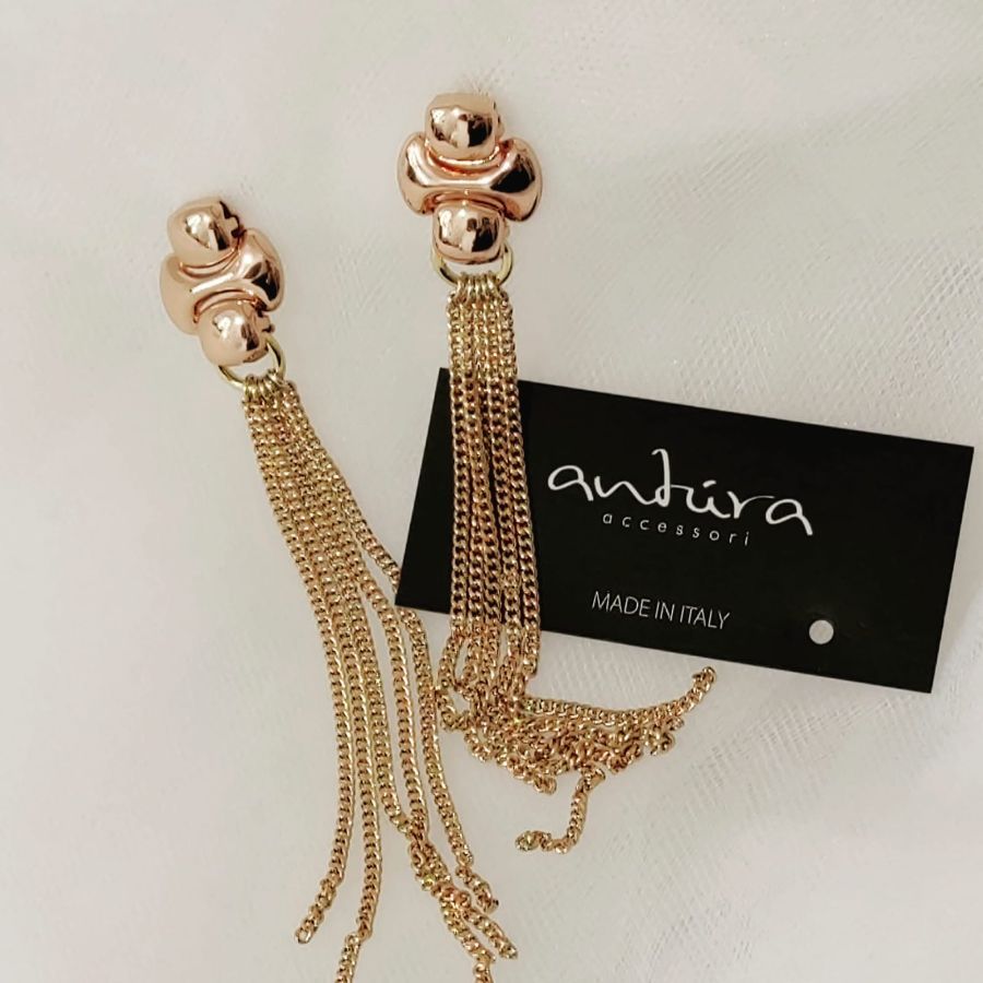 orecchini lunghi eleganti