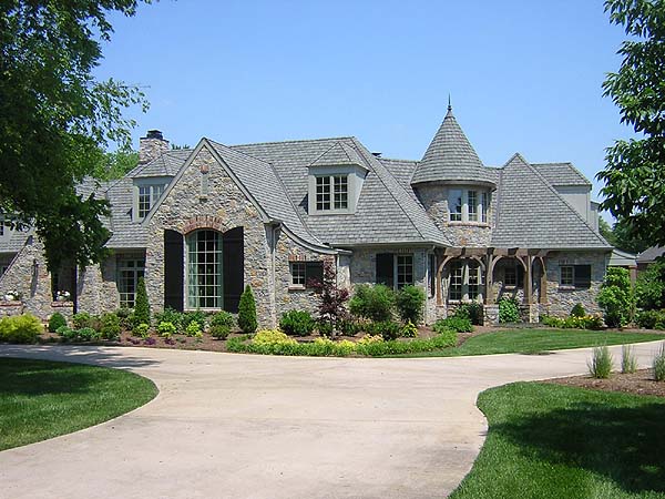 Residential House Exterior Design — Hermitage, TN — Davet Roofing, Inc.
