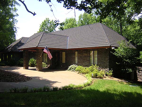 House With Tile Roofing — Hermitage, TN — Davet Roofing, Inc.