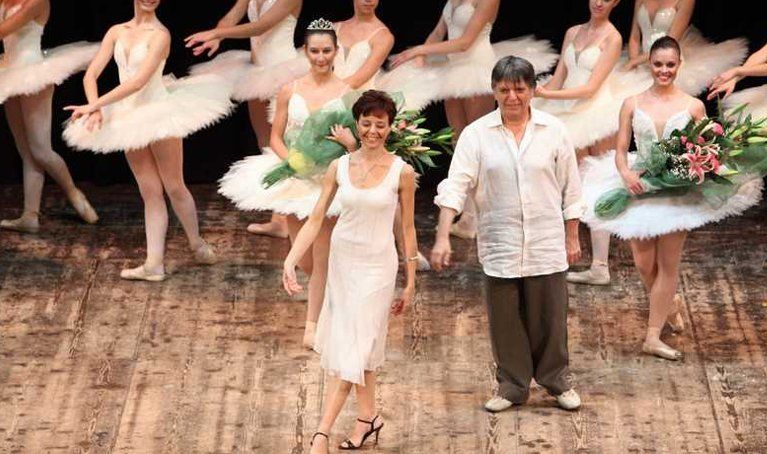 ringraziamenti a chiusura di uno spettacolo di danza