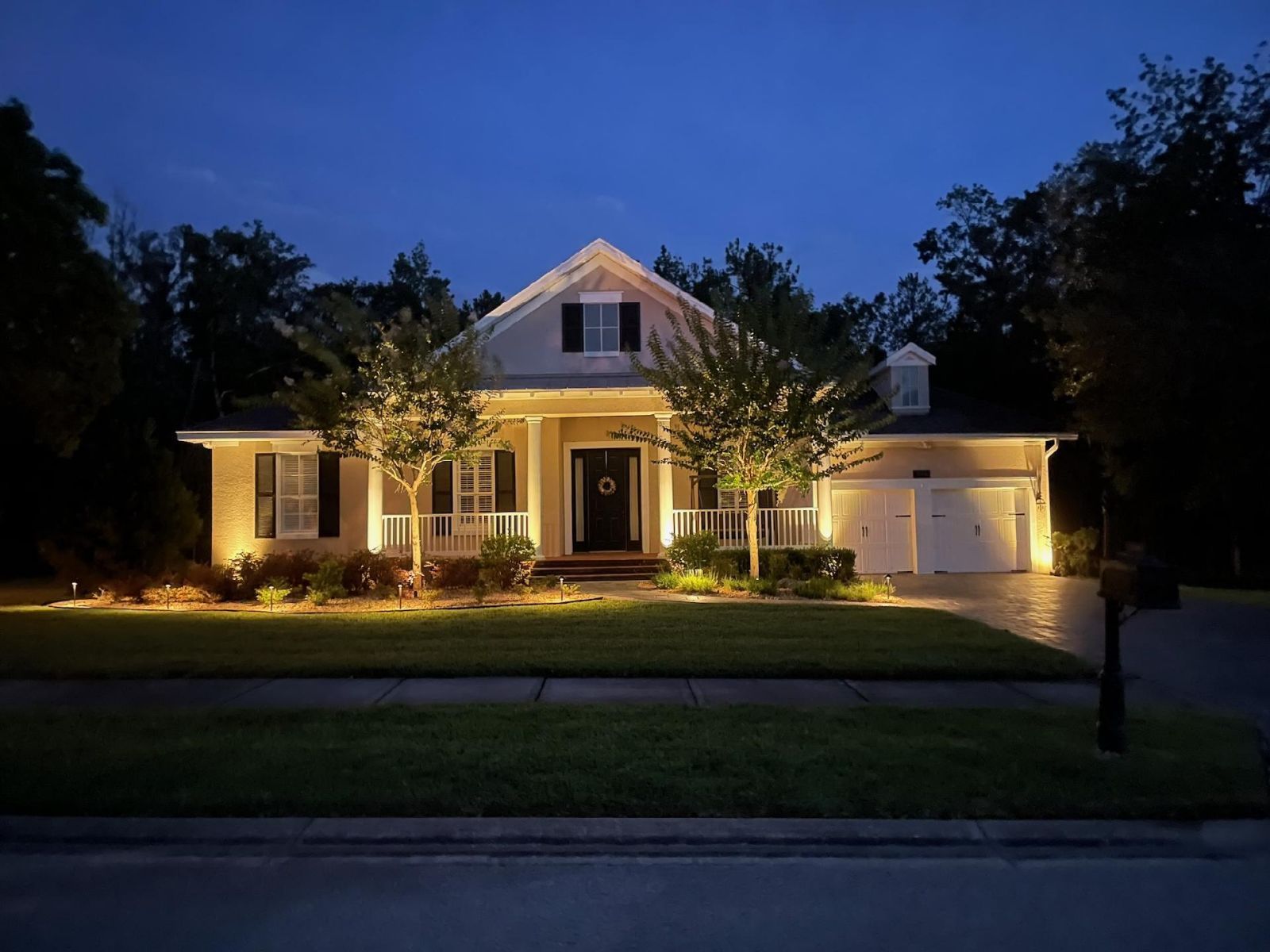 Landscape Lighting | Lakeland, FL | A1 Sprinklers & Landscape Lighting