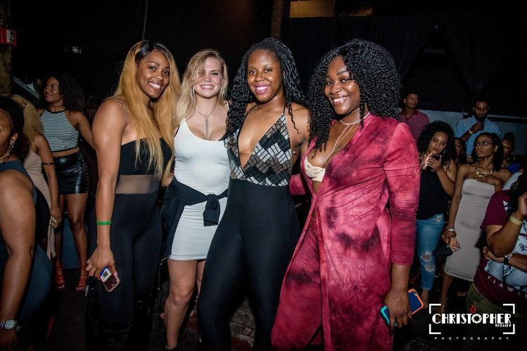 girls arriving at the party