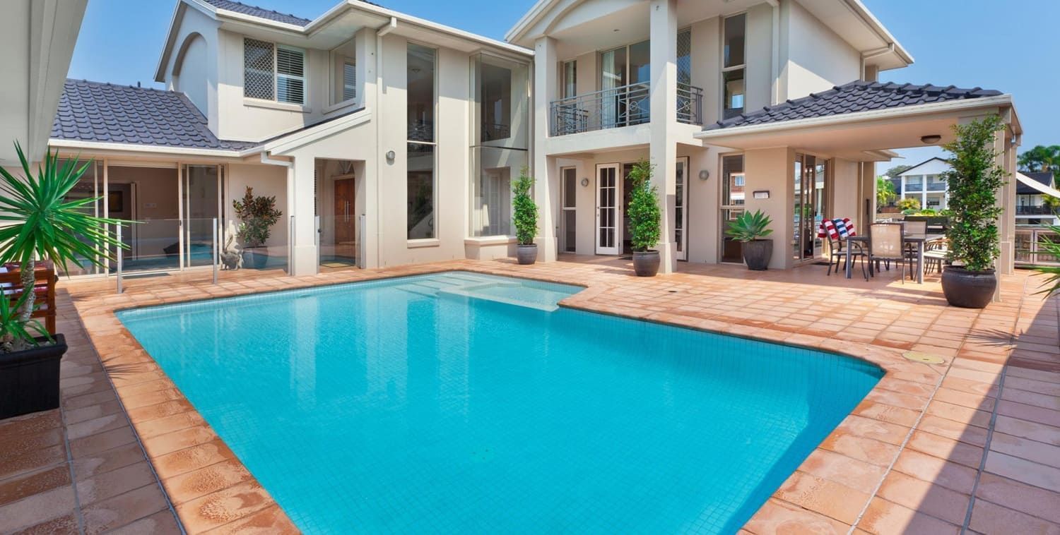 green pool cleaning products