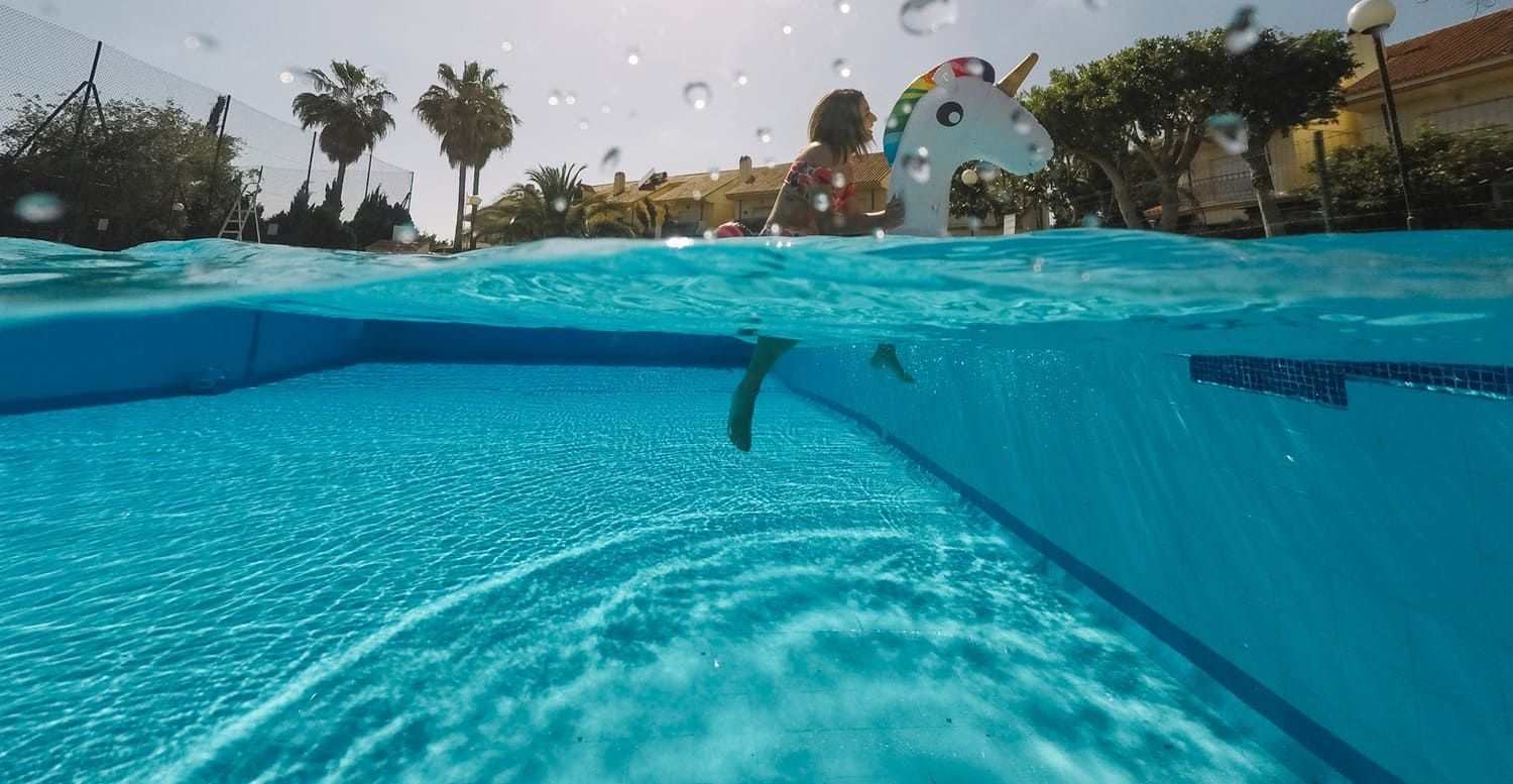 how to choose a pool cleaner