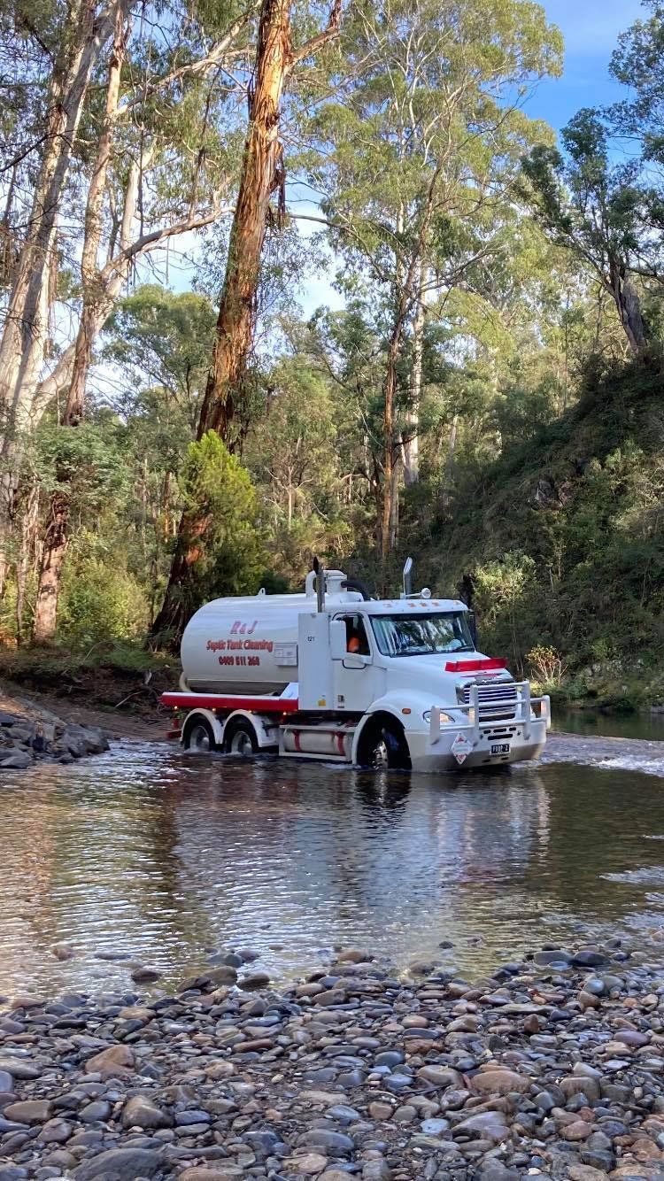 Septic Tank Quick and Efficient — Mansfield, VIC — R & J Septic Tank Cleaning