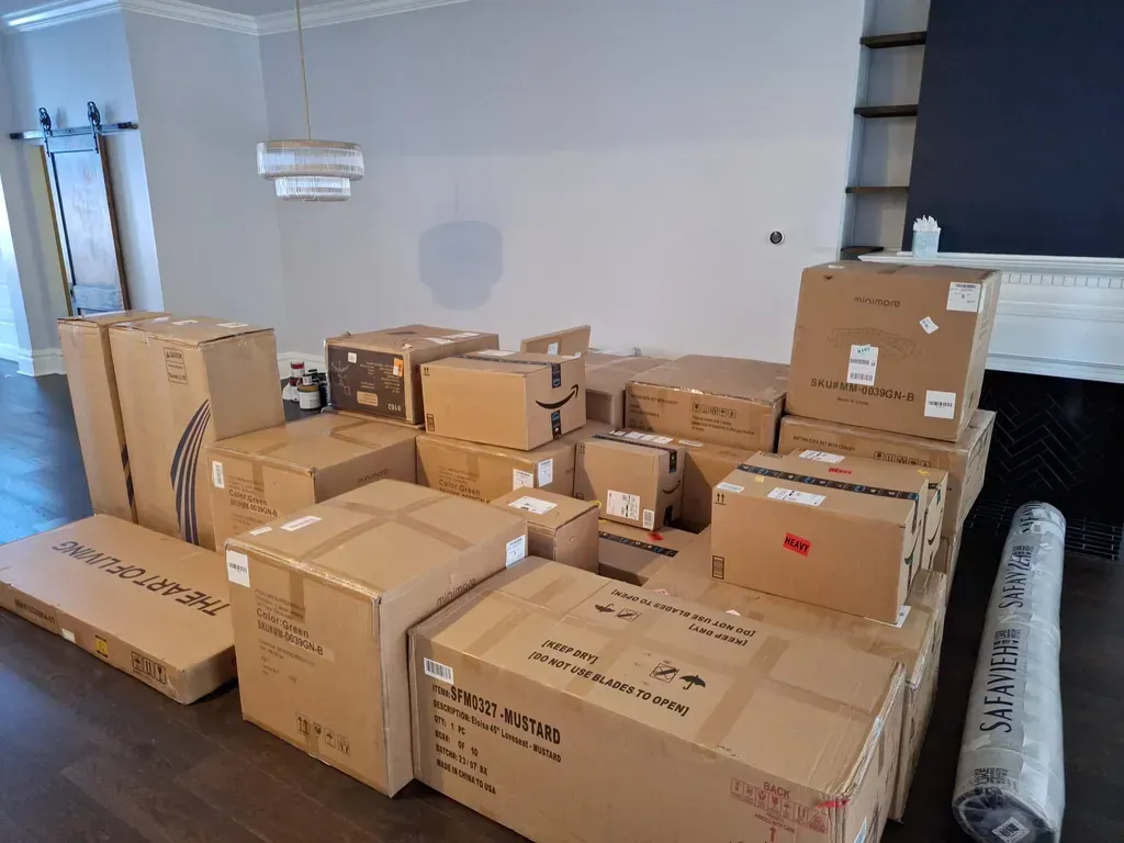 KK Enterprises KK moving Pros Packing boxes for your move in Youngstown, Ohio & Pittsburgh PA.