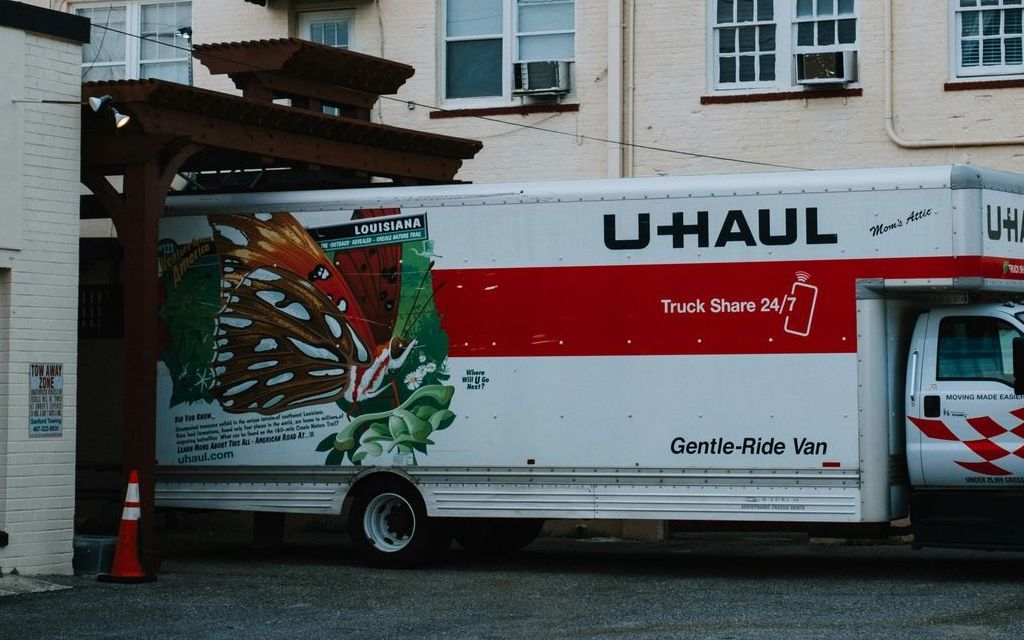 KK Enterprises KK moving Pros Residential moving  for UHaul and other pod storage Youngstown, Ohio, & Pittsburgh, PA.