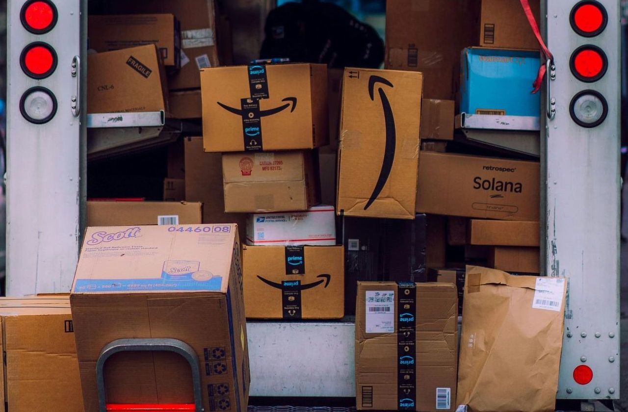 KK Enterprises KK moving Pros Residential moving and delivery in Youngstown, Ohio, & Pittsburgh, PA.