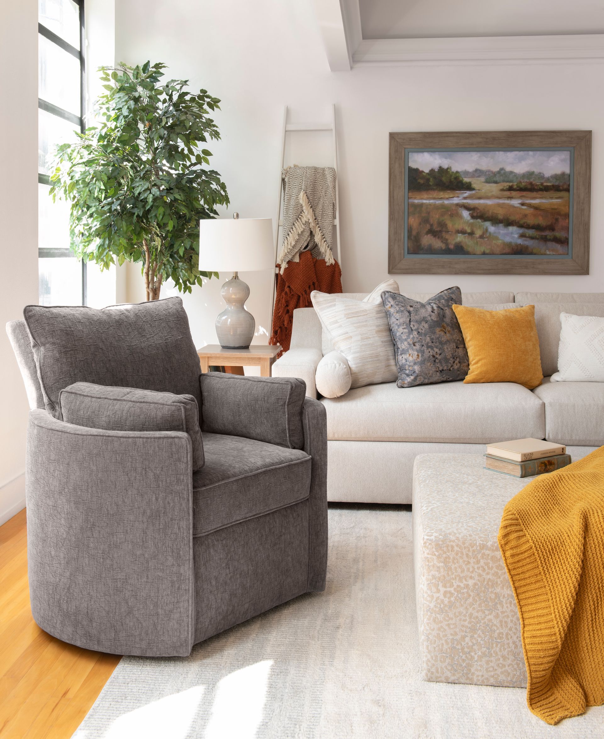 Casual Modern Recliner from JP Home