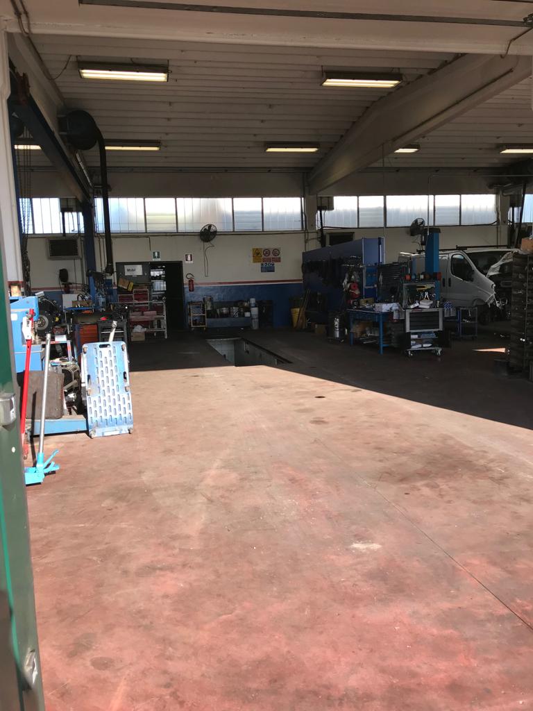 centro riparazione auto e moto