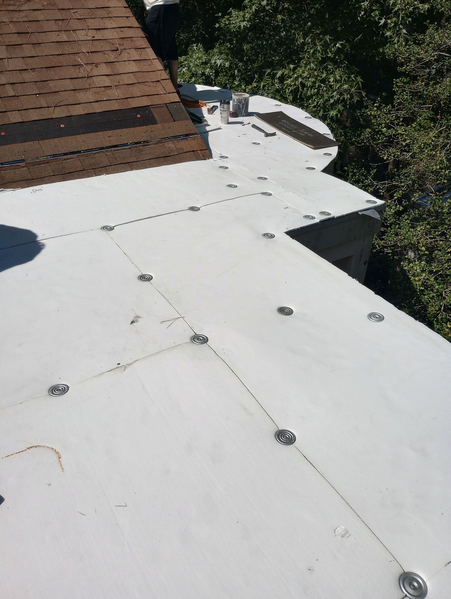 Rubber roof replacement 8