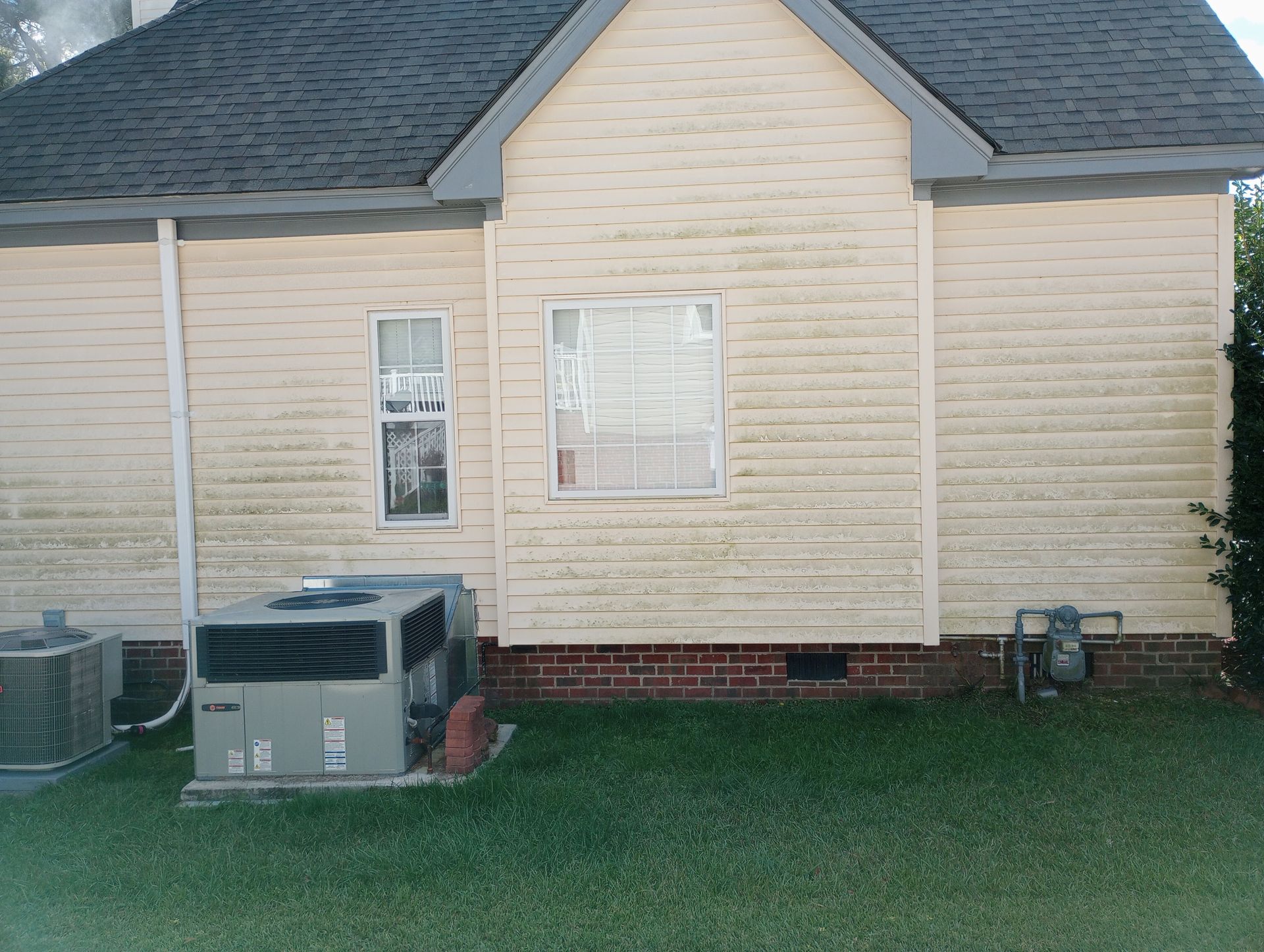 Pressure washing (before)