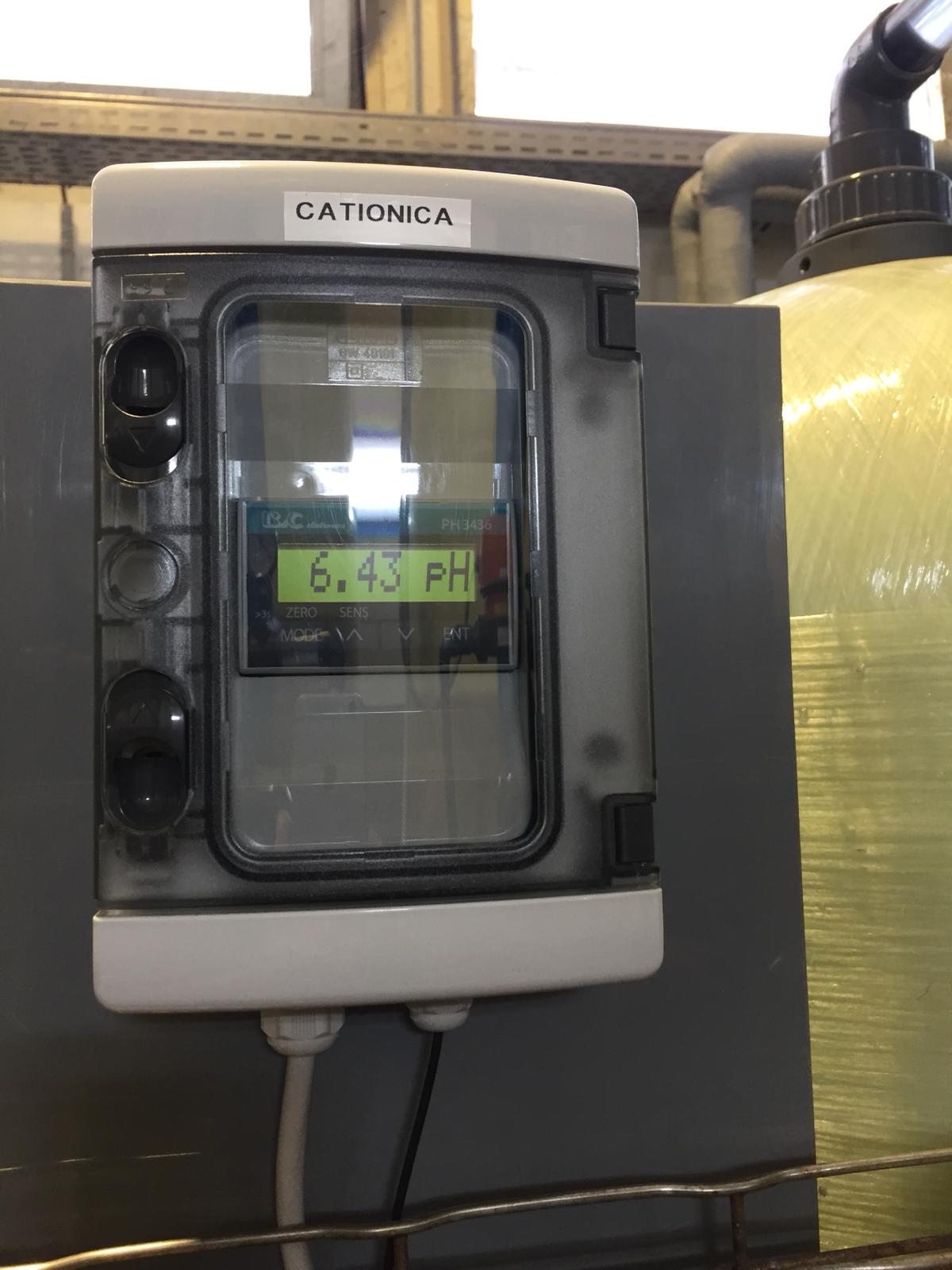 dettaglio d'impianto a scambio ionico professionale 2